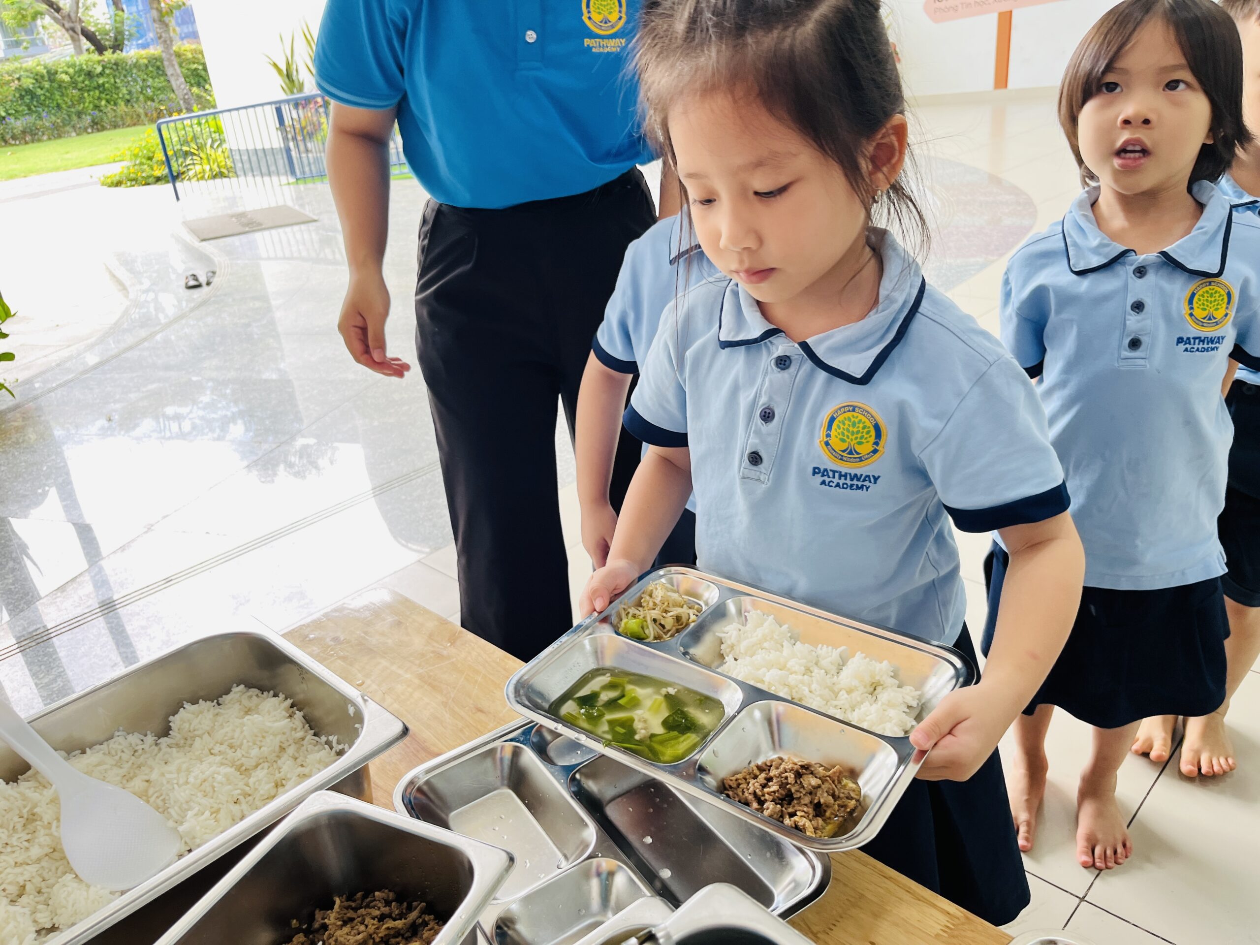 Chế độ dinh dưỡng cho trẻ mầm non hiện nay