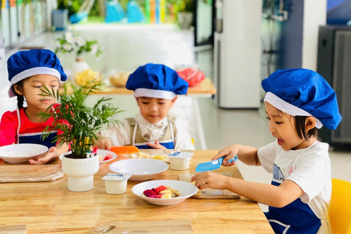 Hoạt động STEAM tại Pathway Academy đa dạng, thú vị, tạo niềm vui hứng thú khám phá cho trẻ.