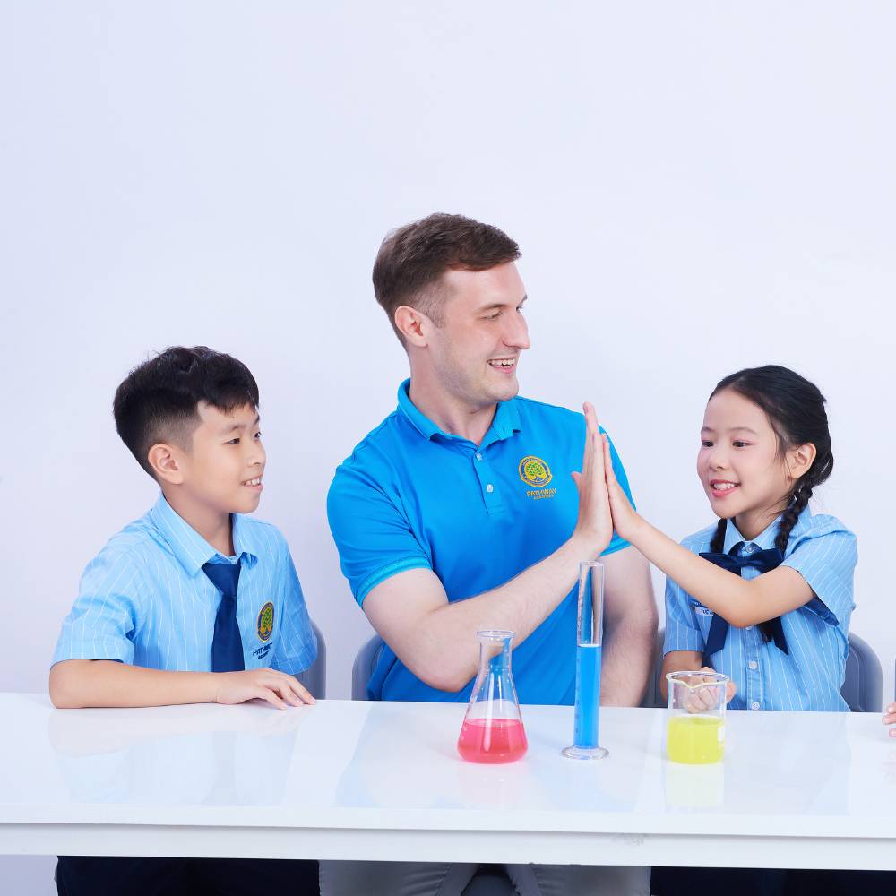 Kỹ năng giao tiếp giúp trẻ 9 tuổi tự tin kết nối và xây dựng mối quan hệ tích cực