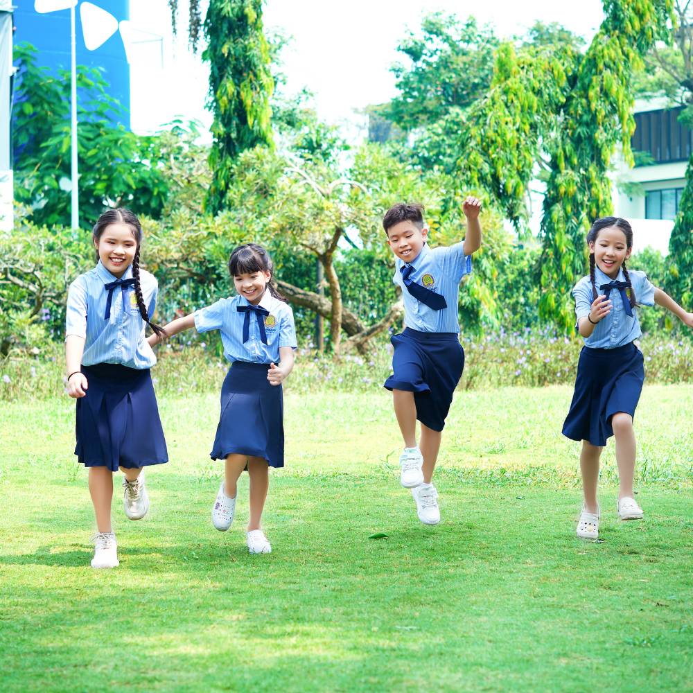 Kỹ năng sống là nền tảng giúp trẻ phát triển toàn diện, tự tin thích nghi và trưởng thành vững vàng trong cuộc sống.